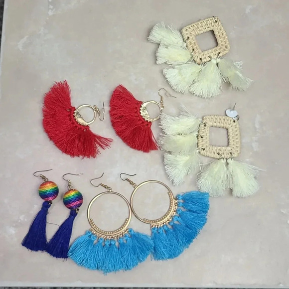 Earrings bundle of 4 pairs of earrings - Picture 8 of 8